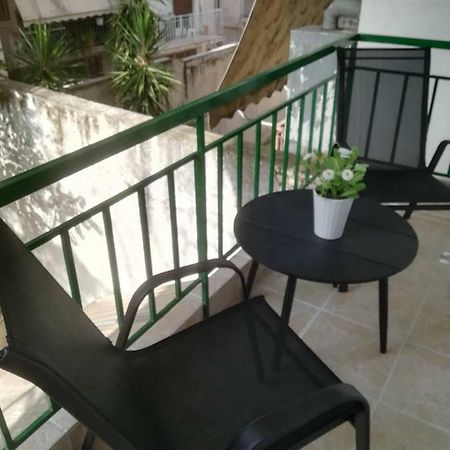 Fairytale House Apartment เอเธนส์ ภายนอก รูปภาพ