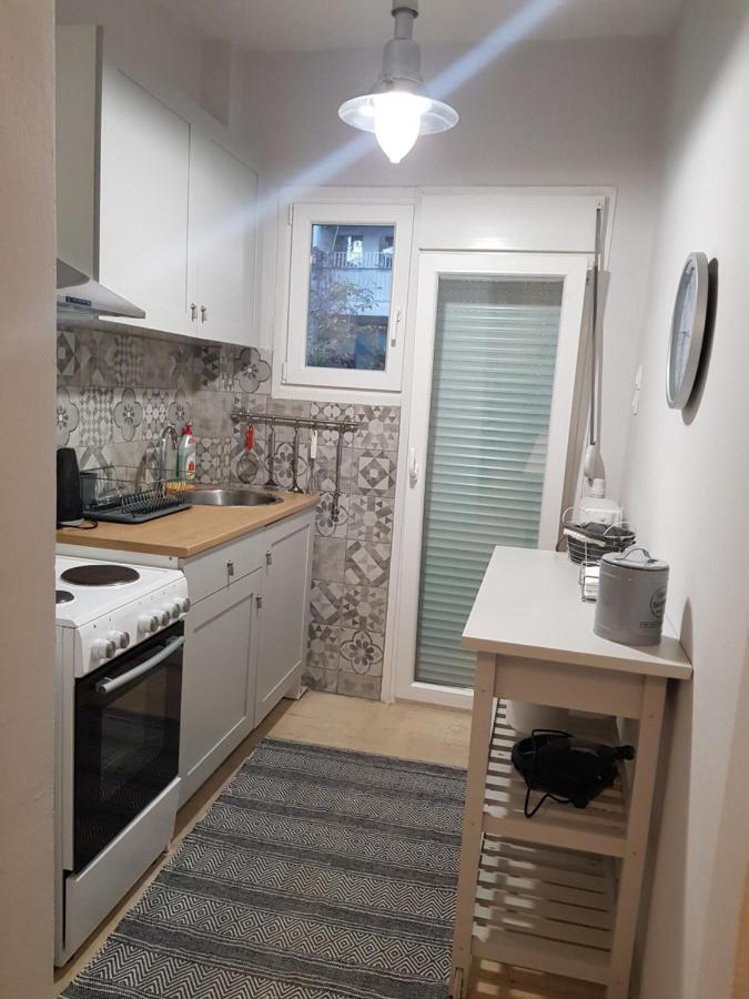 Fairytale House Apartment เอเธนส์ ภายนอก รูปภาพ
