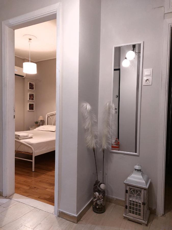 Fairytale House Apartment เอเธนส์ ภายนอก รูปภาพ